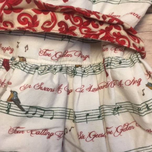 🎄Loves Me Not 12 Days of Christmas Dress🎄 - Picture 4 of 5